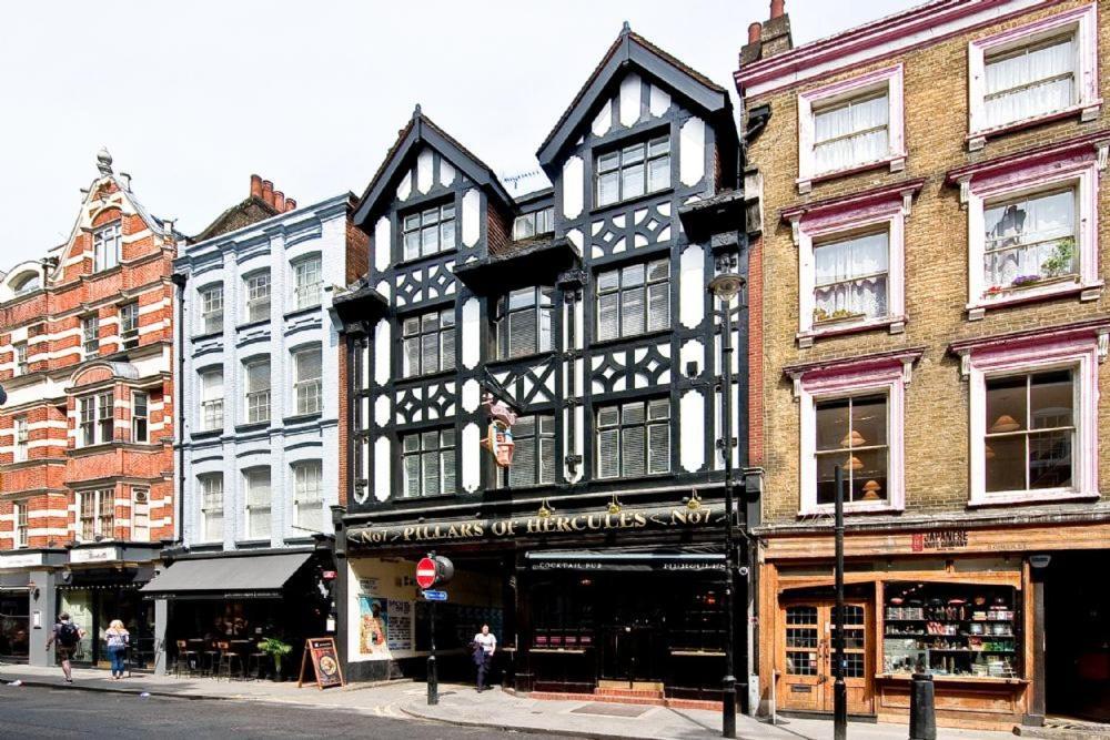 F3 Greek Street By City Living London Exterior photo